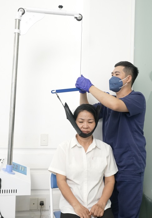 tác dụng của máy kéo giãn cột sống