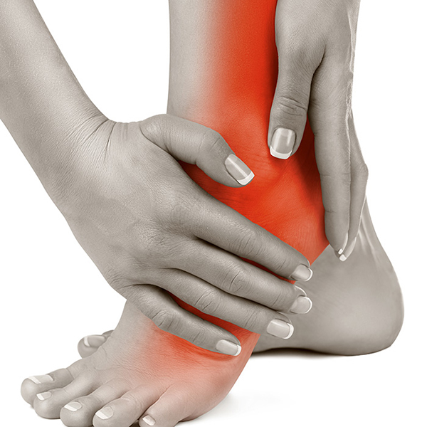 đau bàn chân bị gì