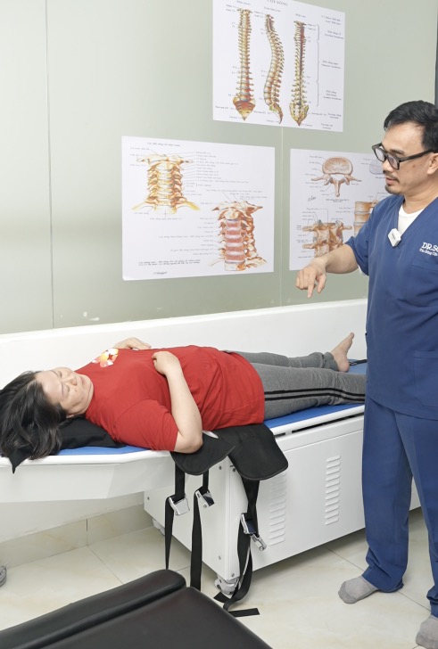 cách chữa vẹo cột sống