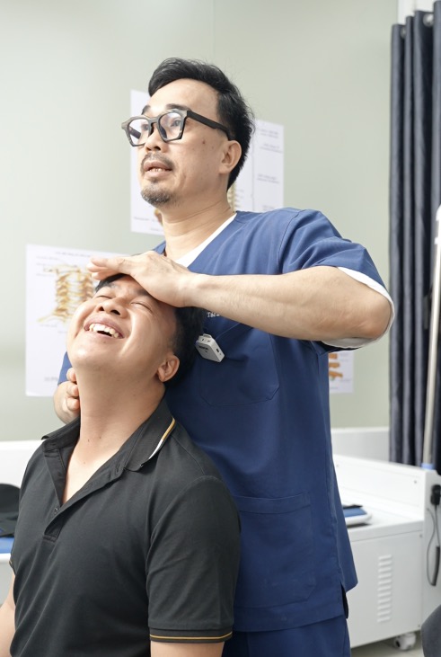 thoái hoá đốt sống cổ và cách chữa trị